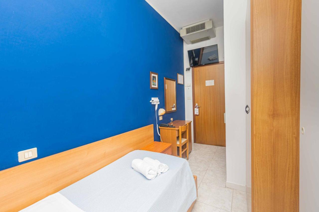 Hotel Arlino 里米尼 外观 照片